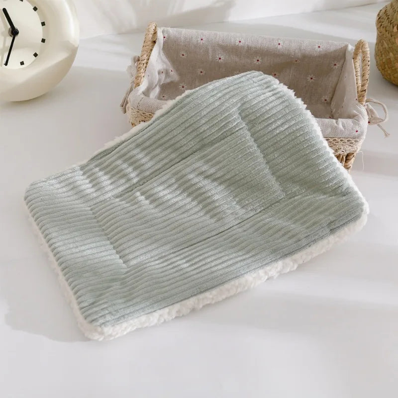 Warm Autumn Winter Solid Fleece Bed Soft Lint Sleep Mat Nest Plush Mat Bed for Small Animal Hedgehog Hamster Rabbit Bird Mats
