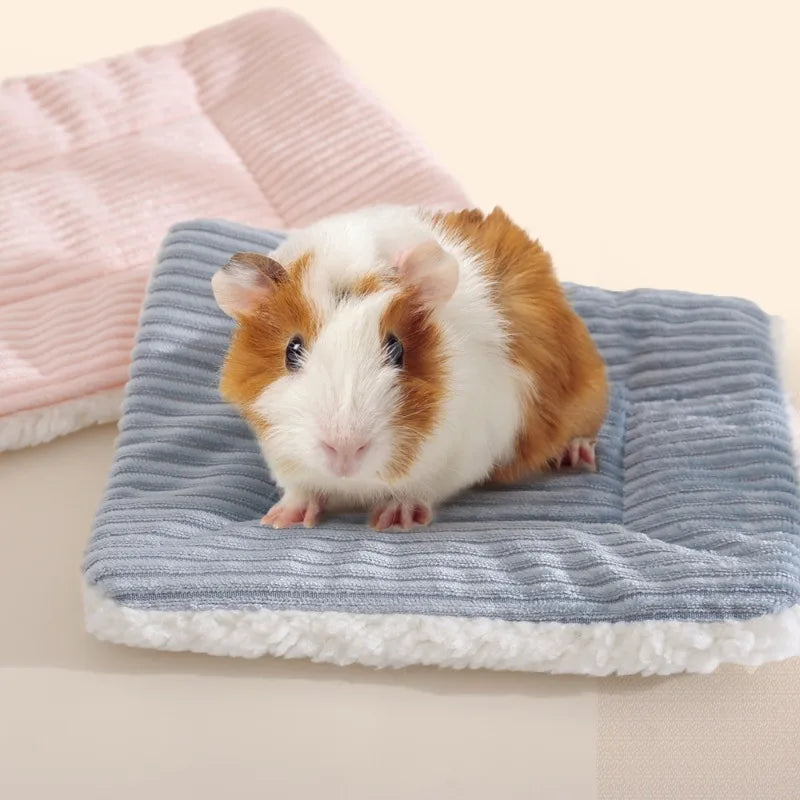 Warm Autumn Winter Solid Fleece Bed Soft Lint Sleep Mat Nest Plush Mat Bed for Small Animal Hedgehog Hamster Rabbit Bird Mats